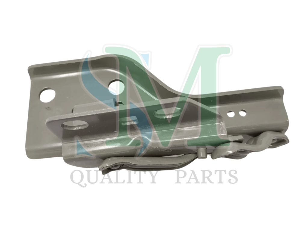 Scorpio S10 Bonnet Ingis RH Front Side